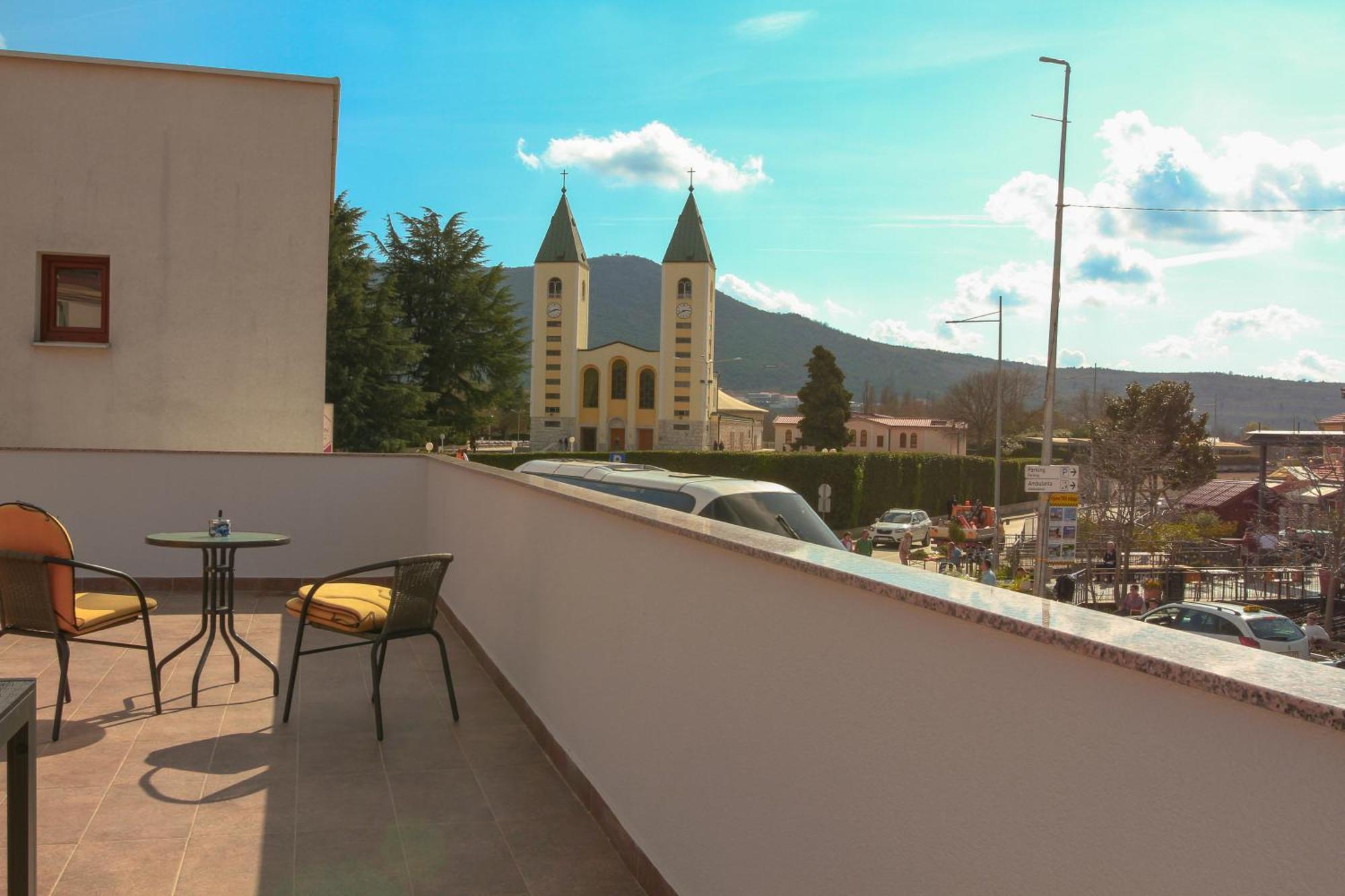 Apartment Beno Medugorje Bagian luar foto
